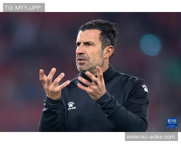 帮我寻找当今最受欢迎的足球球星是谁以及他们的成就与影响力